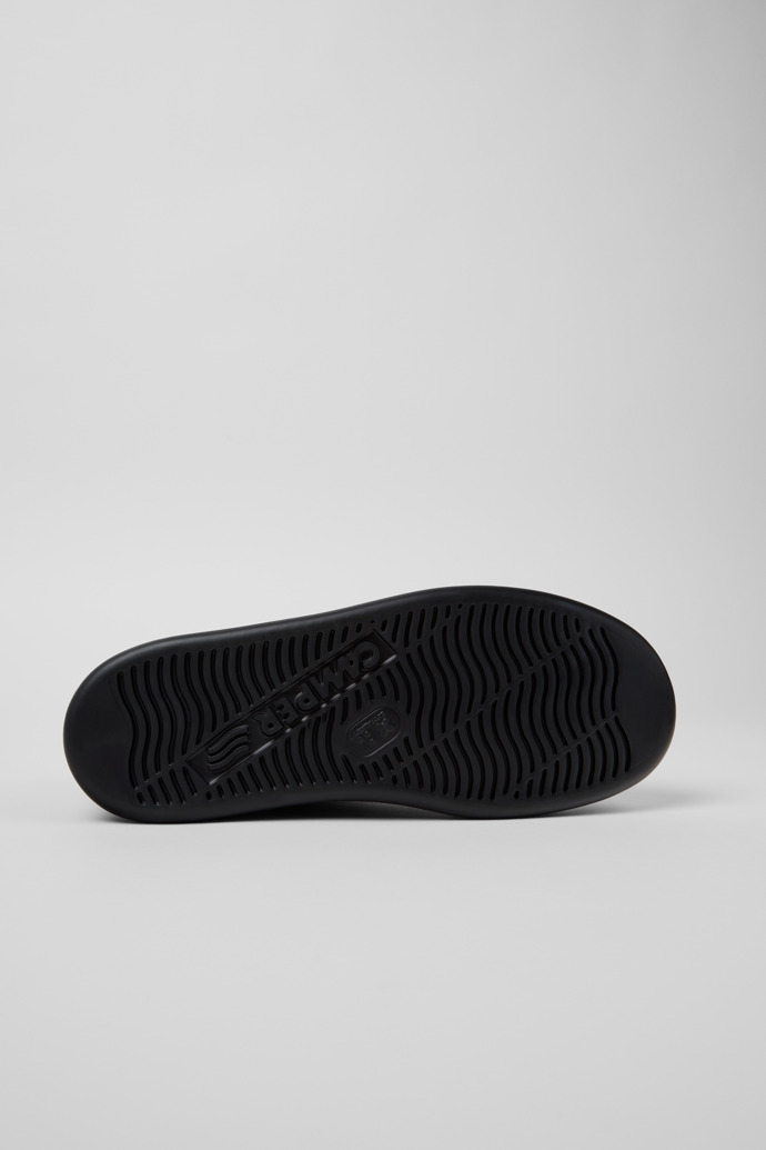 Runner Black Leather and Nubuck Sneakers for Men.