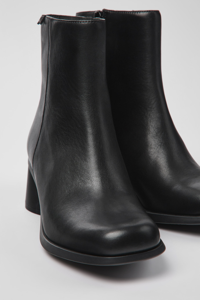 Kiara Black leather boots for women