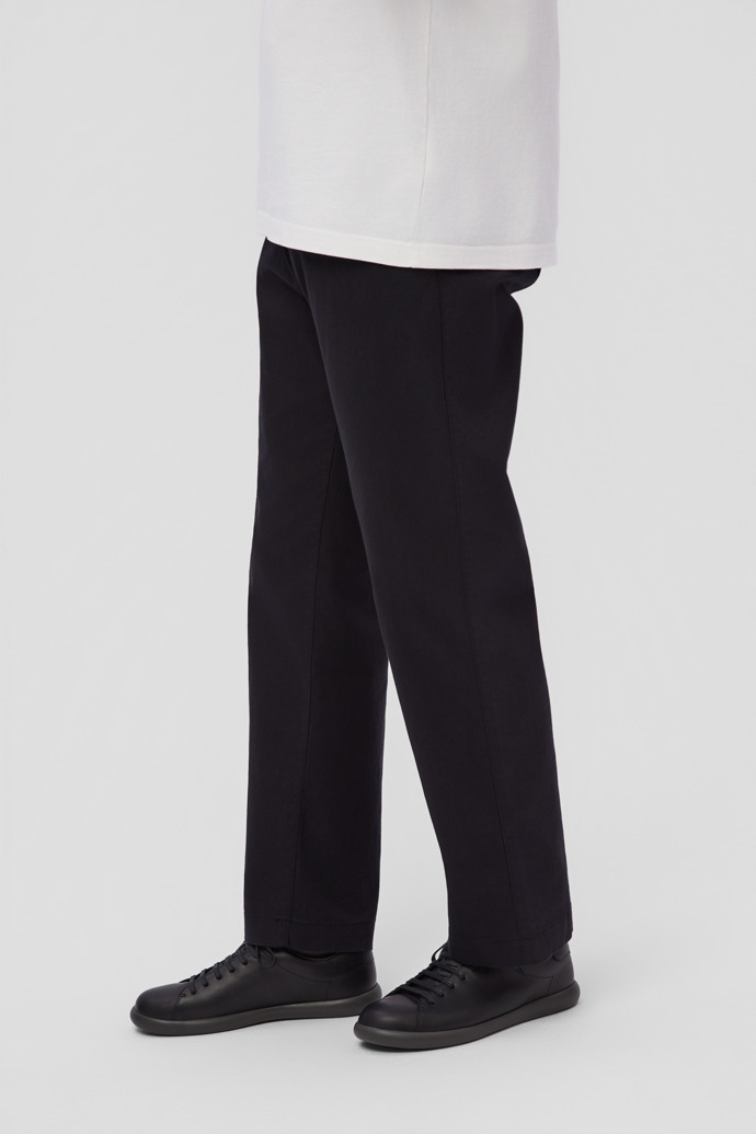 Pelotas Soller Black Leather Sneakers for Men.