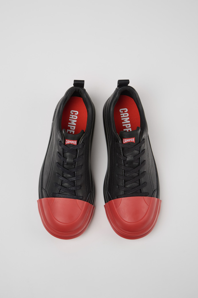 Junction Runner Black Leather Sneakers for Men.