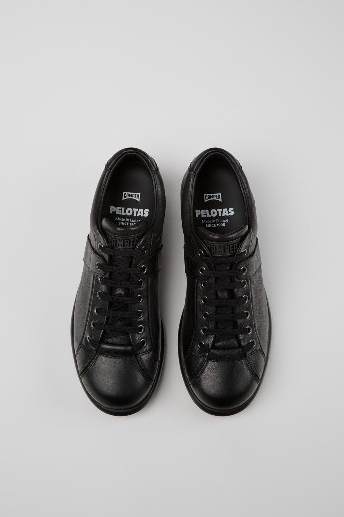 Pelotas Black Leather Shoes for Men.