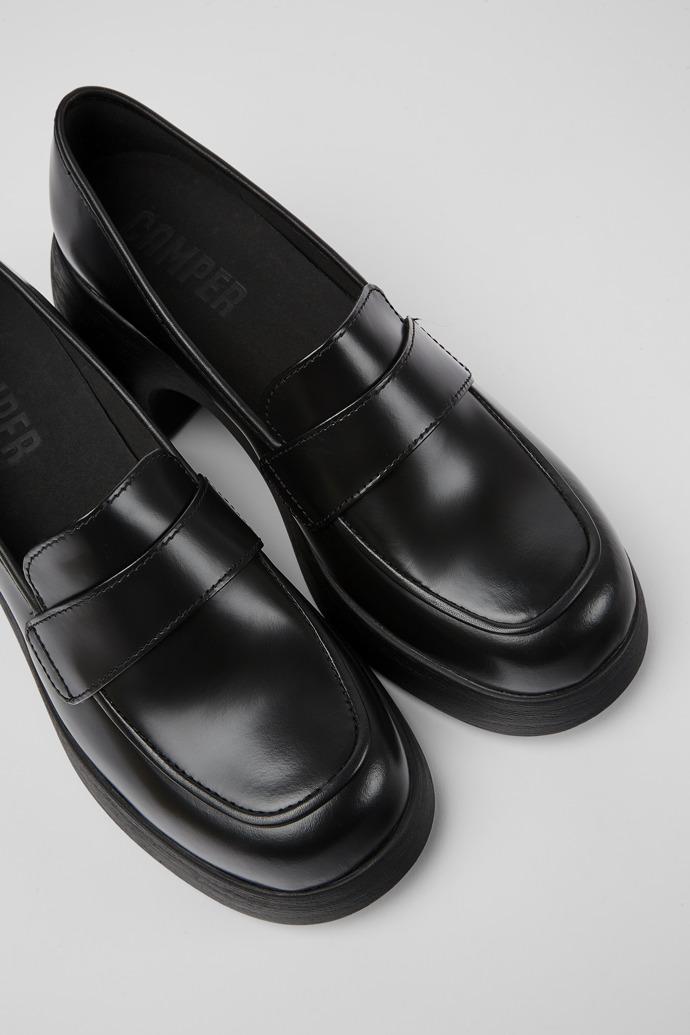 Thelma Black leather shoes