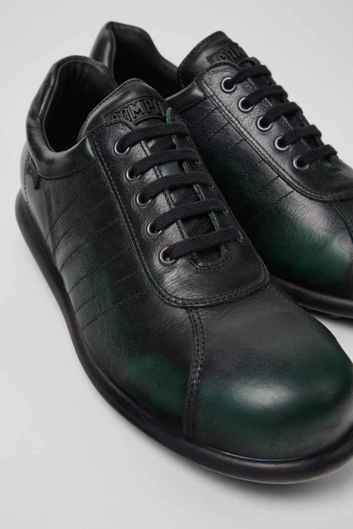 Pelotas Multicolor Leather Shoes for Men.