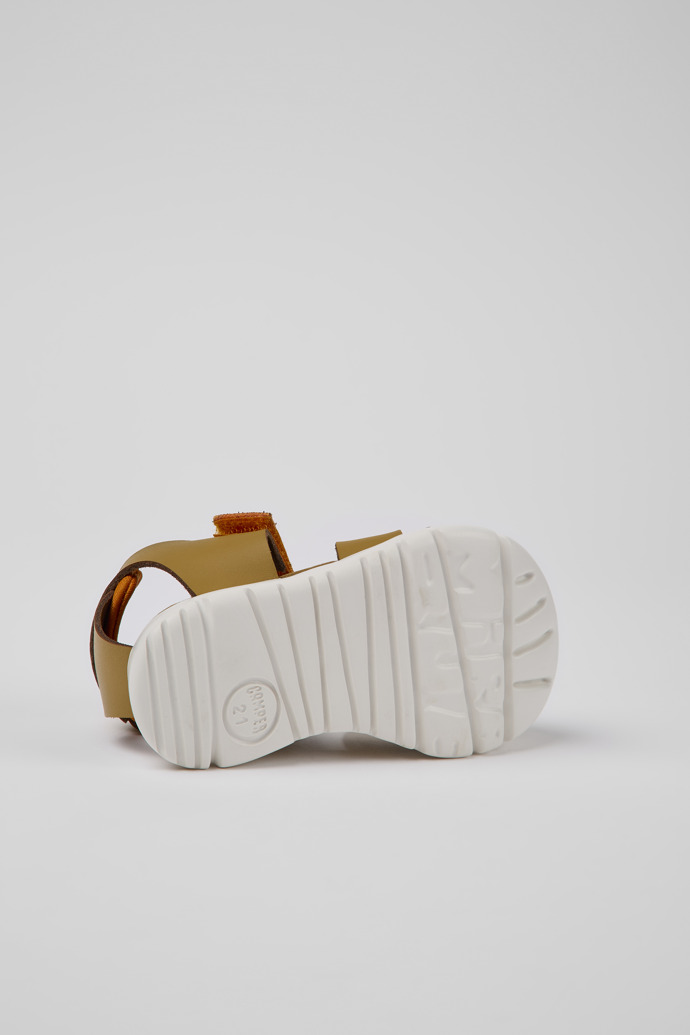 Oruga Brown leather sandals