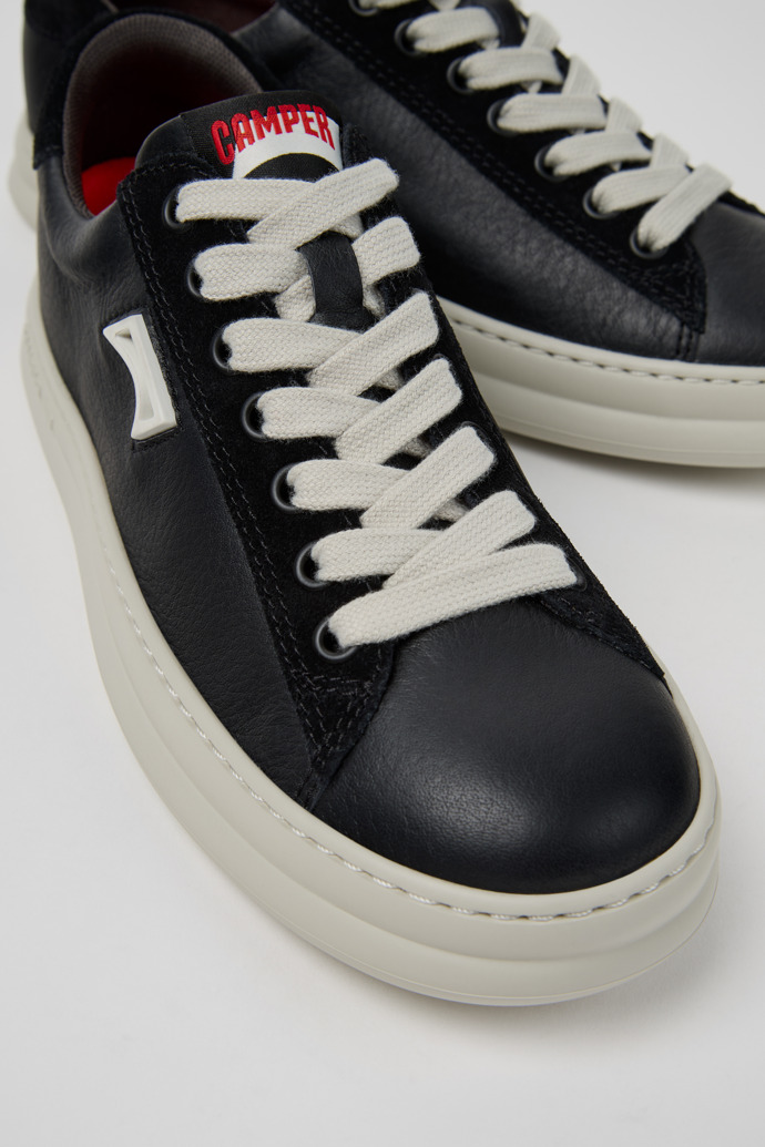 Runner Black Leather and Nubuck Sneakers for Men.