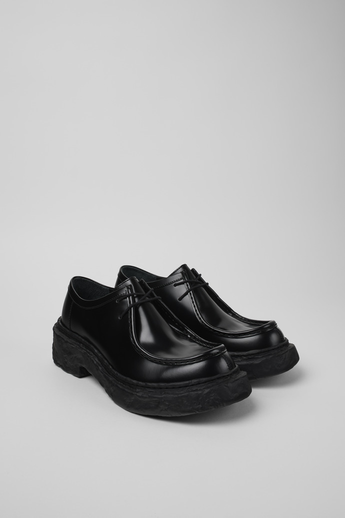 Vamonos Black Leather Lace-Up Shoes