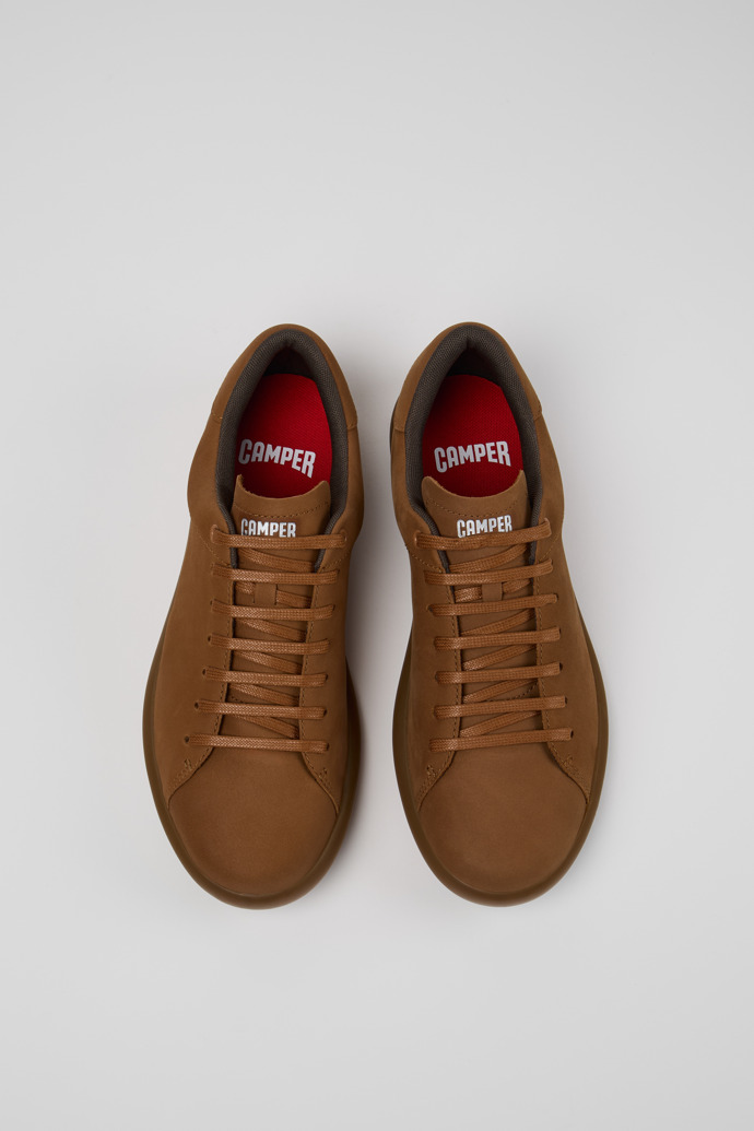 Pelotas Soller Brown Nubuck Sneakers for Men.
