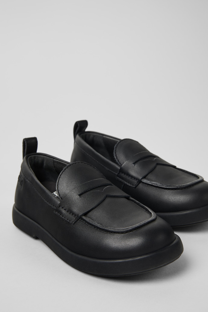 Duet Black Leather Ballerinas for Kids.