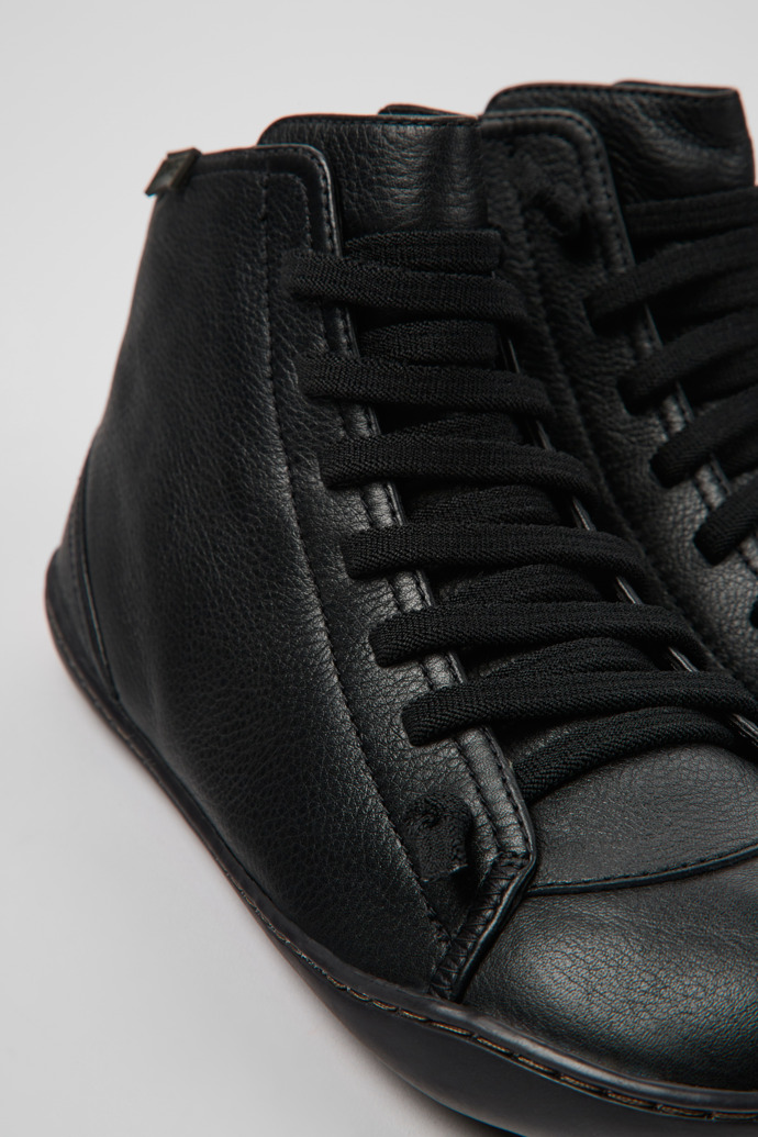 Peu Black Leather Mid Boots for Women.