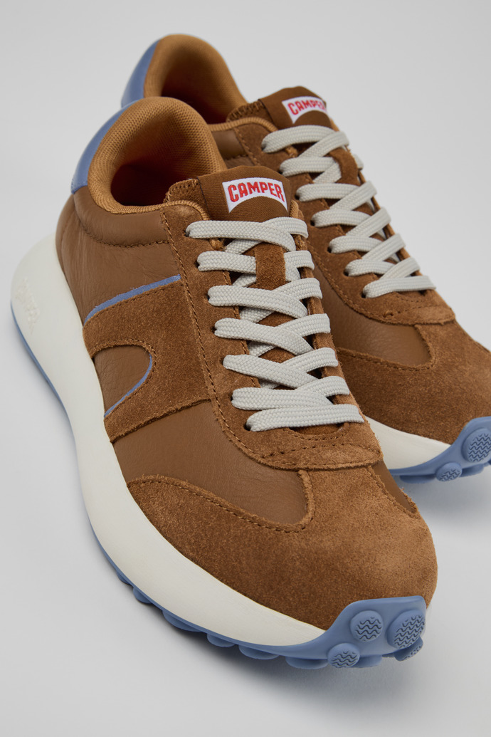 Pelotas Athens Brown and Blue Leather and Nubuck Sneakers for Women.