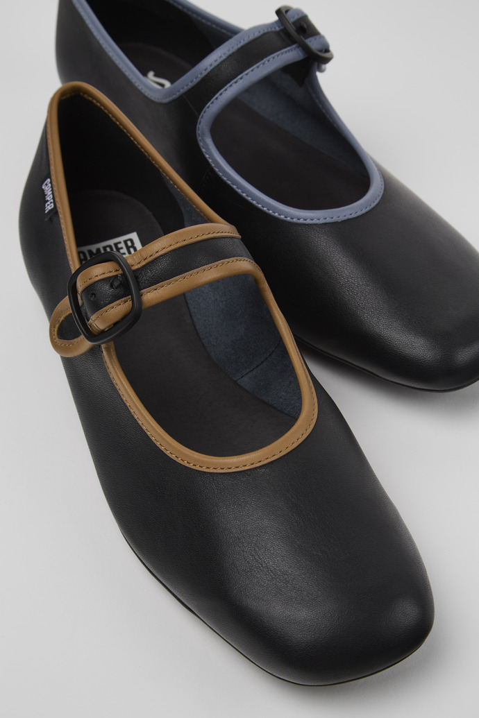 Twins Black leather ballerinas for women