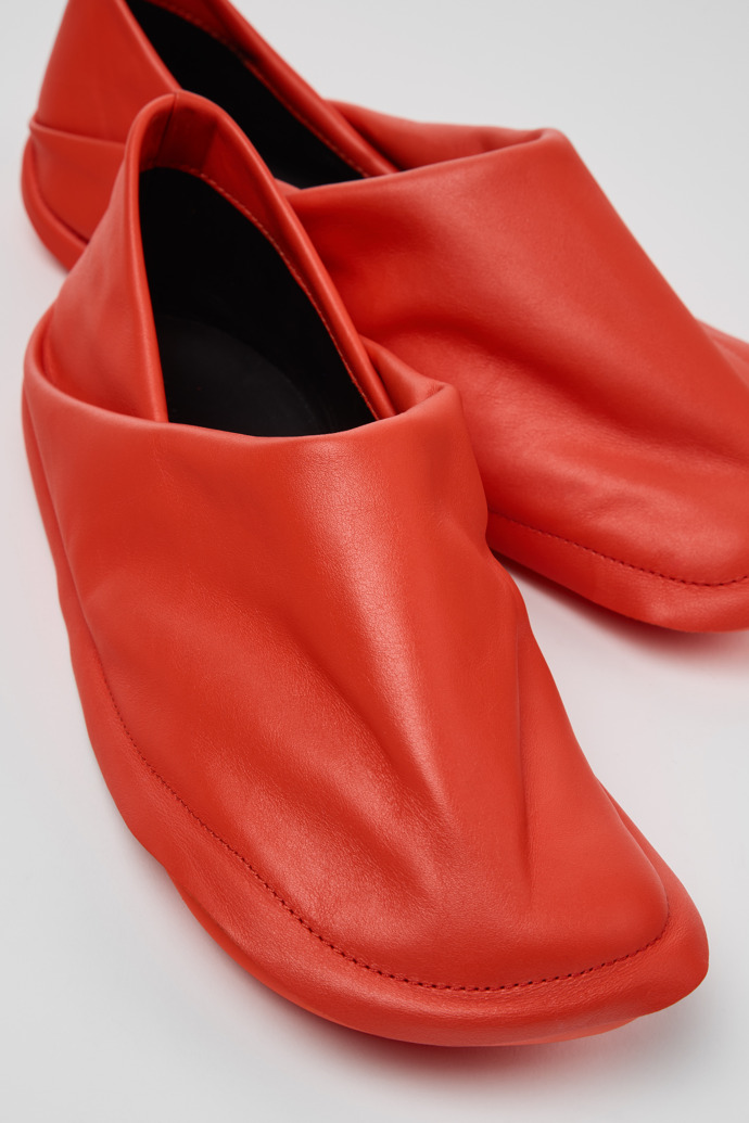 Camper x ISSEY MIYAKE - Peu Form Red Leather Women's Shoe.
