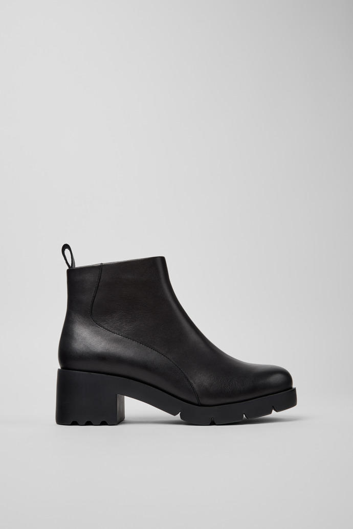 Wanda Black Leather Ankle Boots for Women.