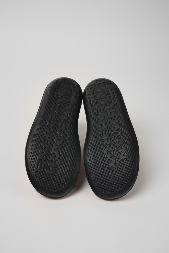 Beetle Red nubuck sneakers