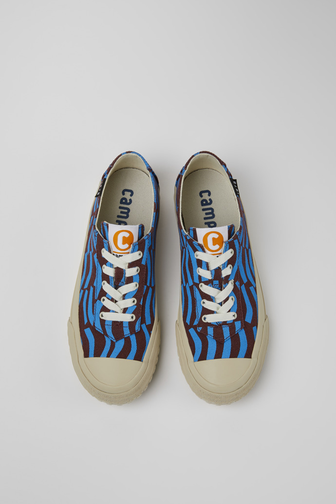 Camaleon Blue and burgundy sneakers for women