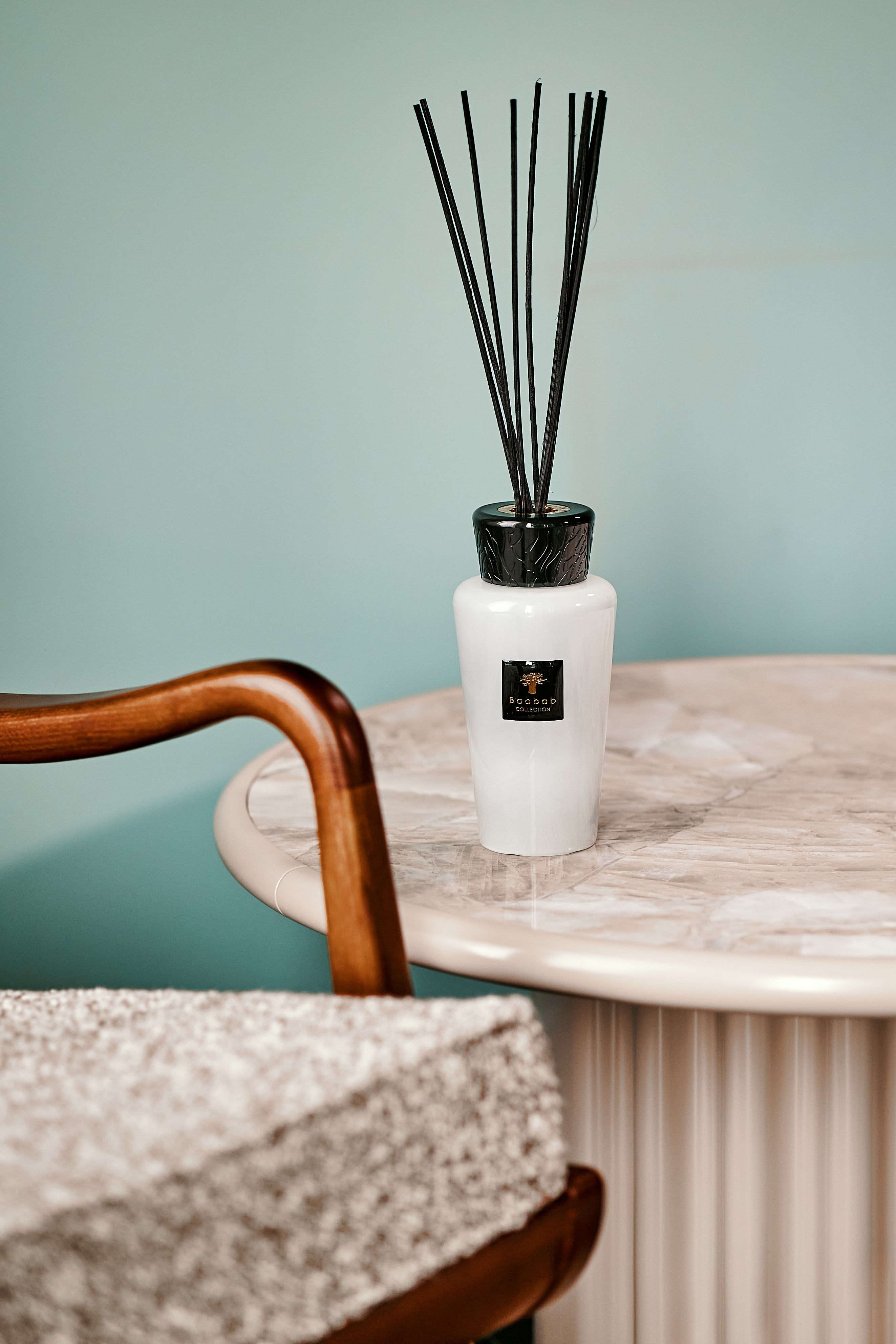 DIFFUSER LES PRESTIGIEUSES PIERRE DE LUNE