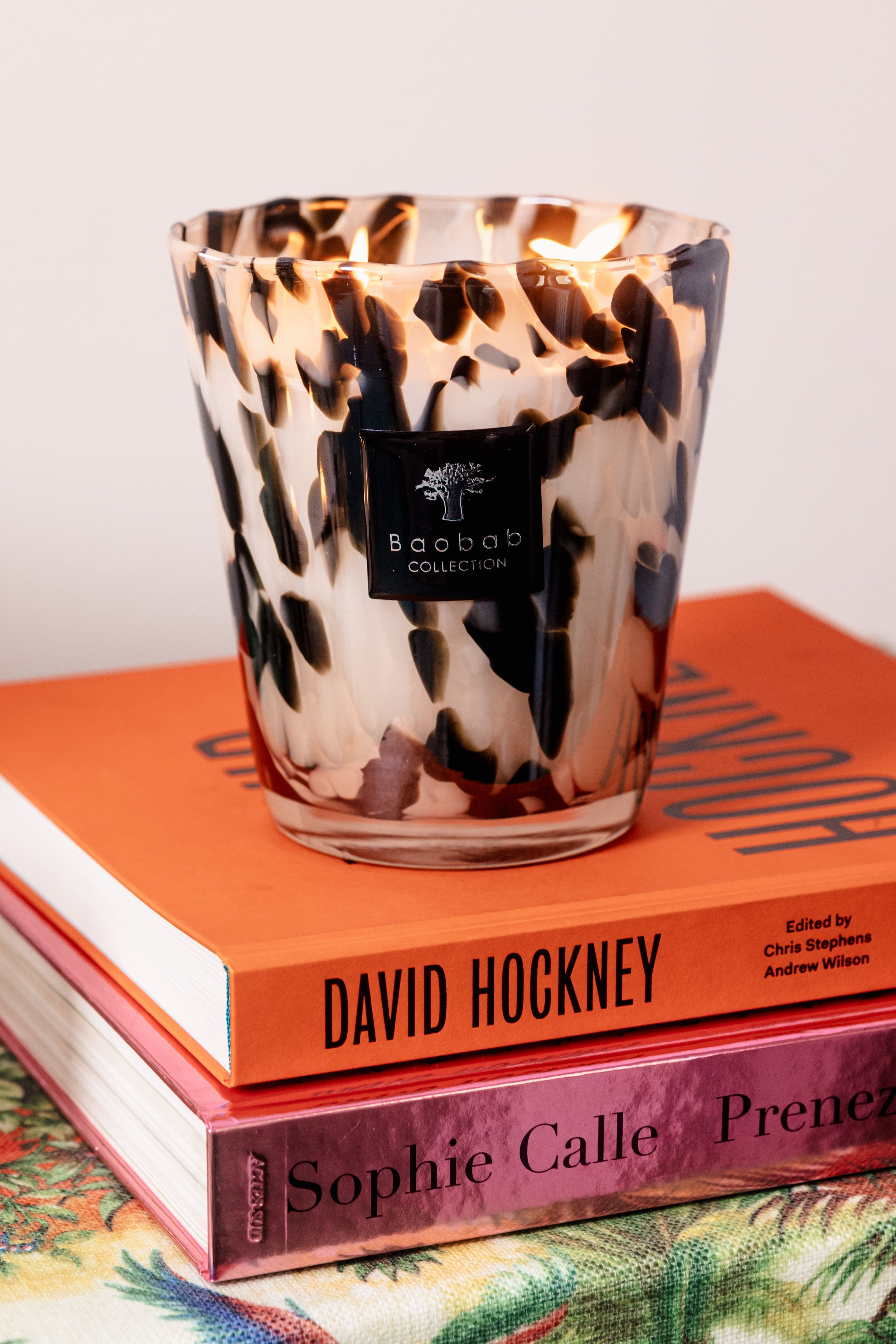 SCENTED CANDLE PEARLS BLACK