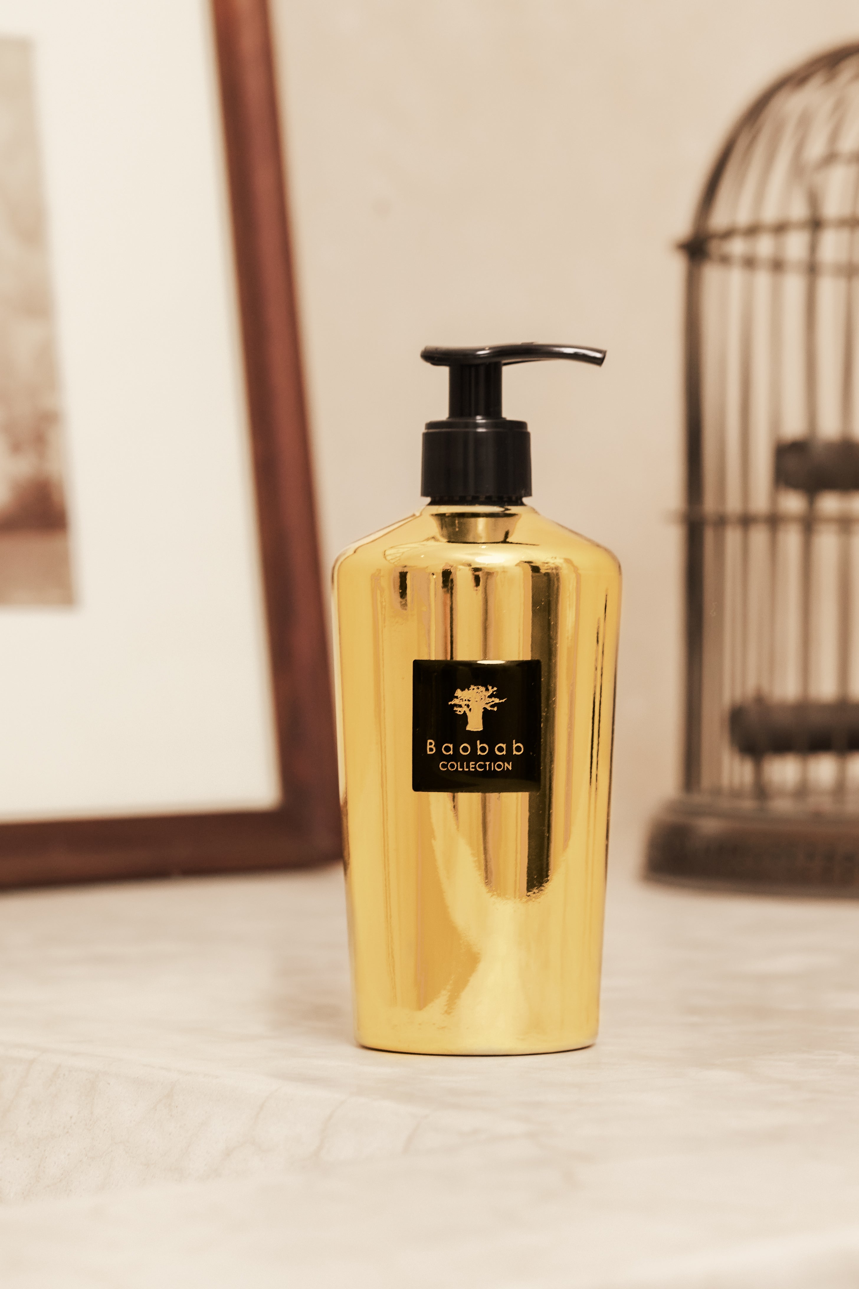 GIFT BOX HAND WASH GEL WOMEN IN GOLD