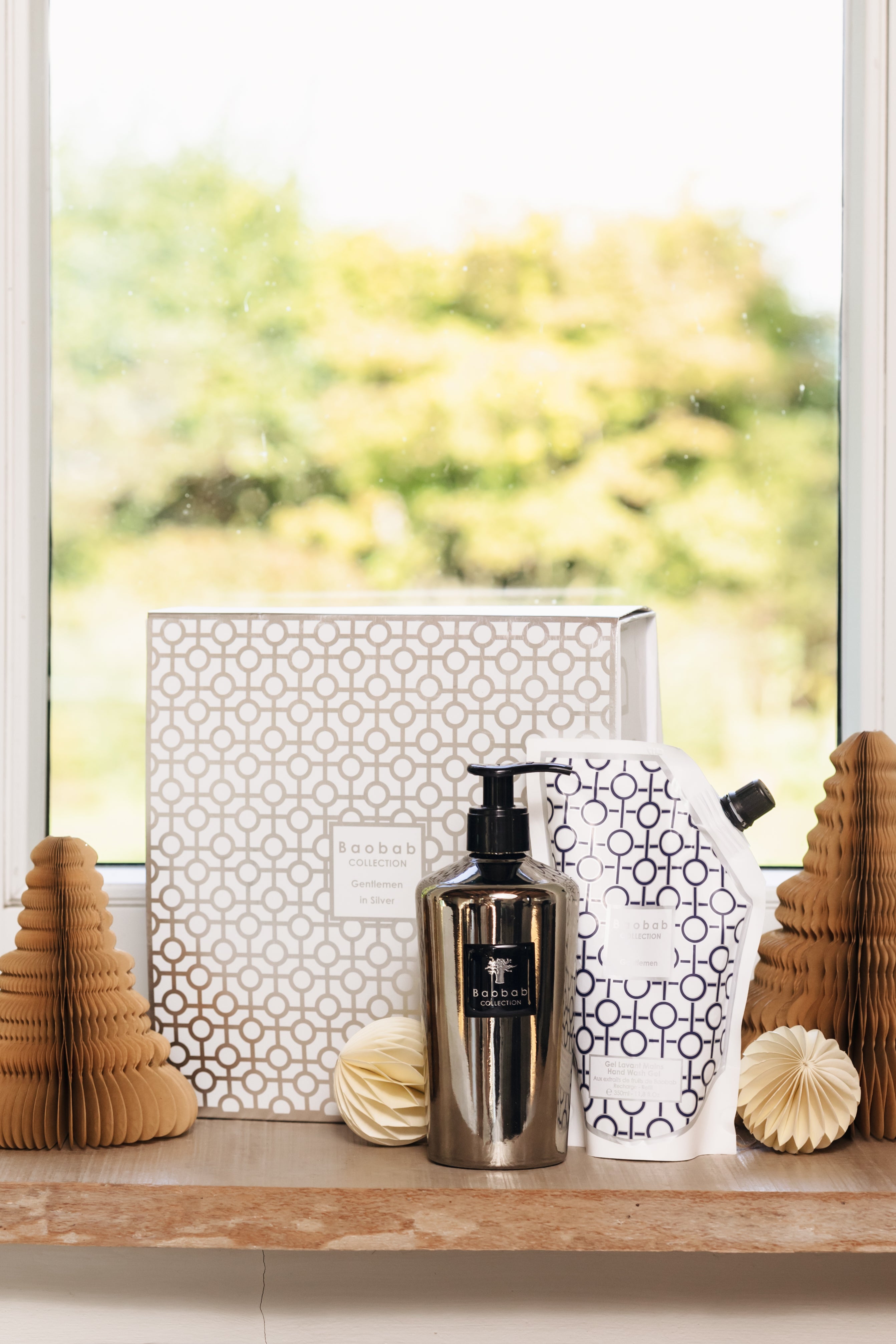 GIFT BOX HAND WASH GEL GENTLEMEN IN SILVER