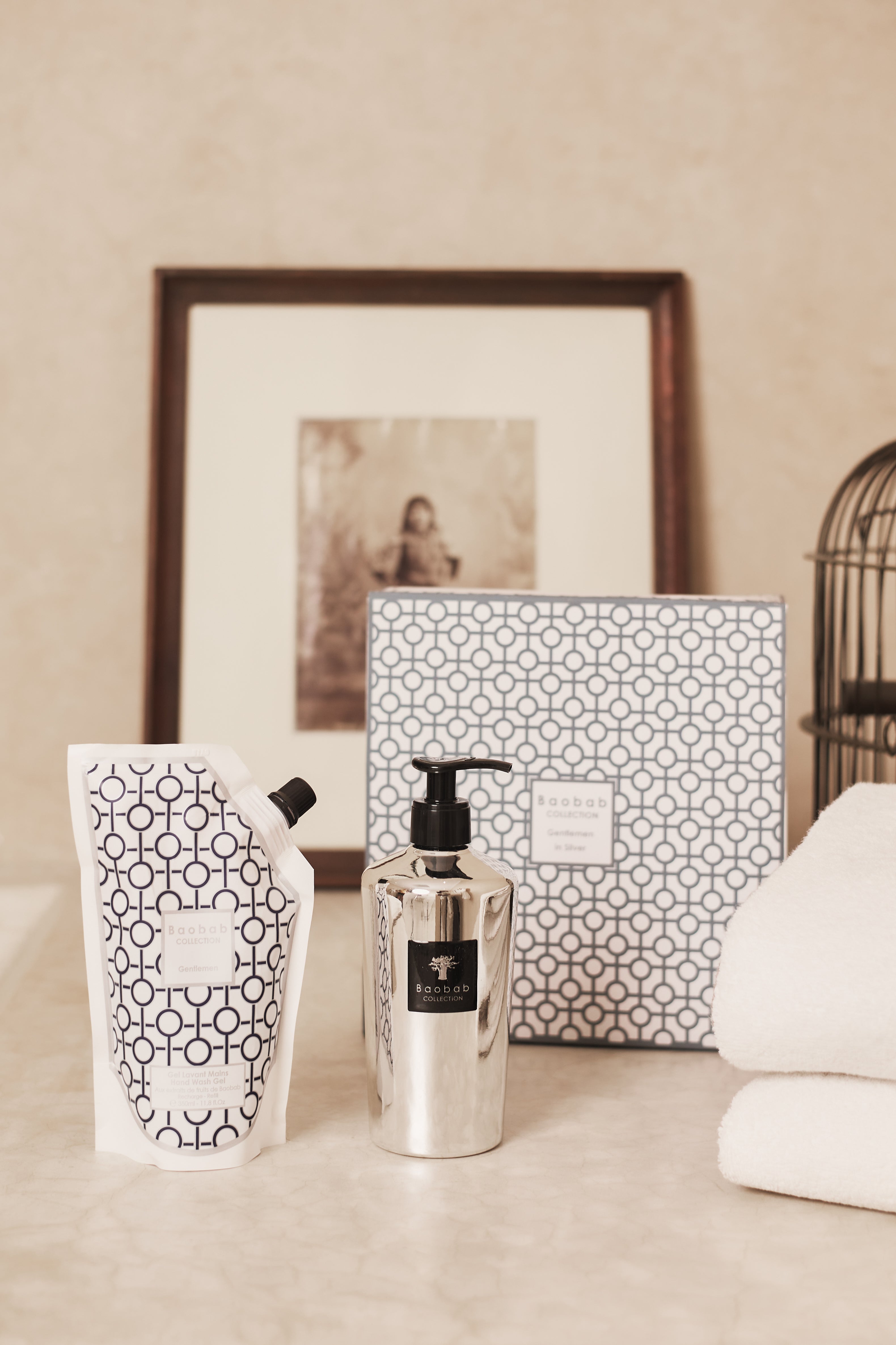 GIFT BOX HAND WASH GEL GENTLEMEN IN SILVER