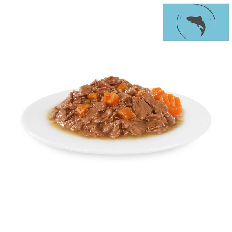 Briantos Chunks in Gravy 12 x 100g Mixed pack - (Chicken,Beef,Salmon)