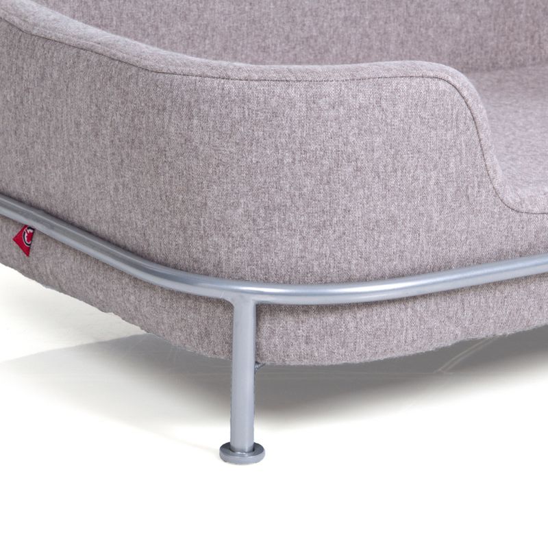 Canadian Cat Company Windsor Pet Bed approx. 68 x 47.5 x 25.5cm (L x W x H)