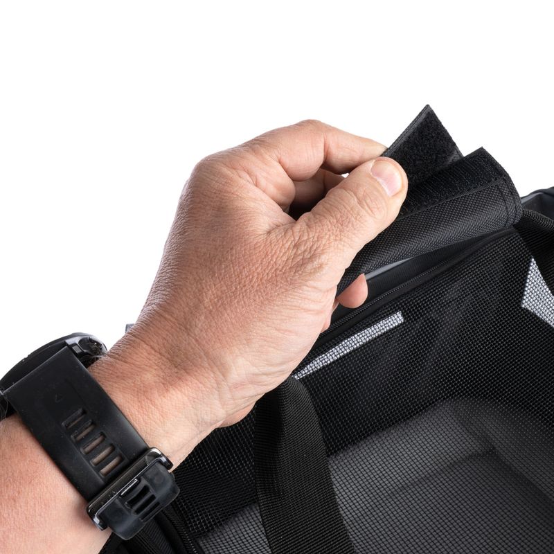 zooplus Basics Carry Bag Size S: 43.5 x 31 x 34 cm (L x W x H)