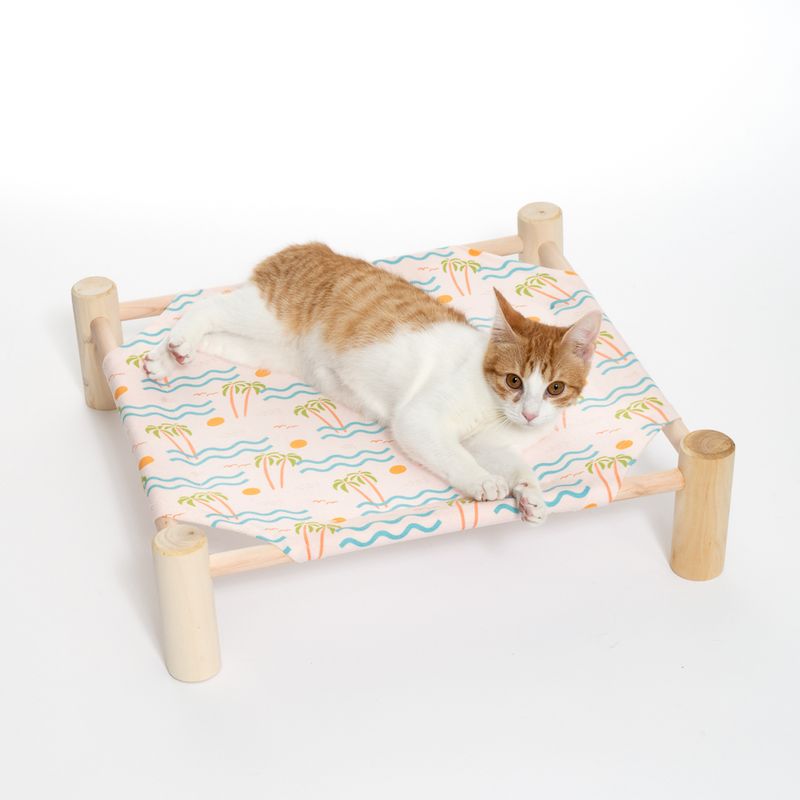 TIAKI Island Life Cat Bed 50 x 50 x 13 cm (L x W x H)