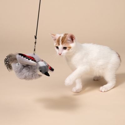 TIAKI Electronic Cat Fishing Rod Wall Runner with Feathers 1 Toy