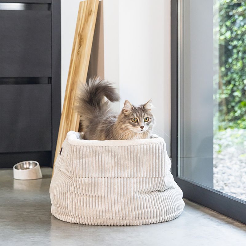 Designed by Lotte Ribbed Cat Basket Light Grey