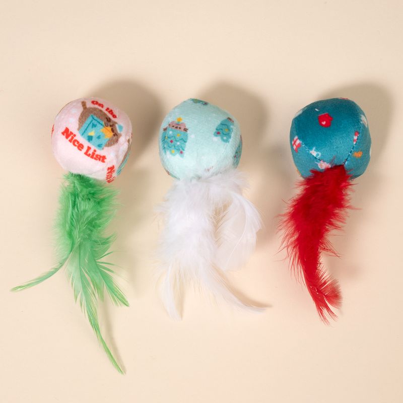 TIAKI Festive Balls with Feathers Set of 3