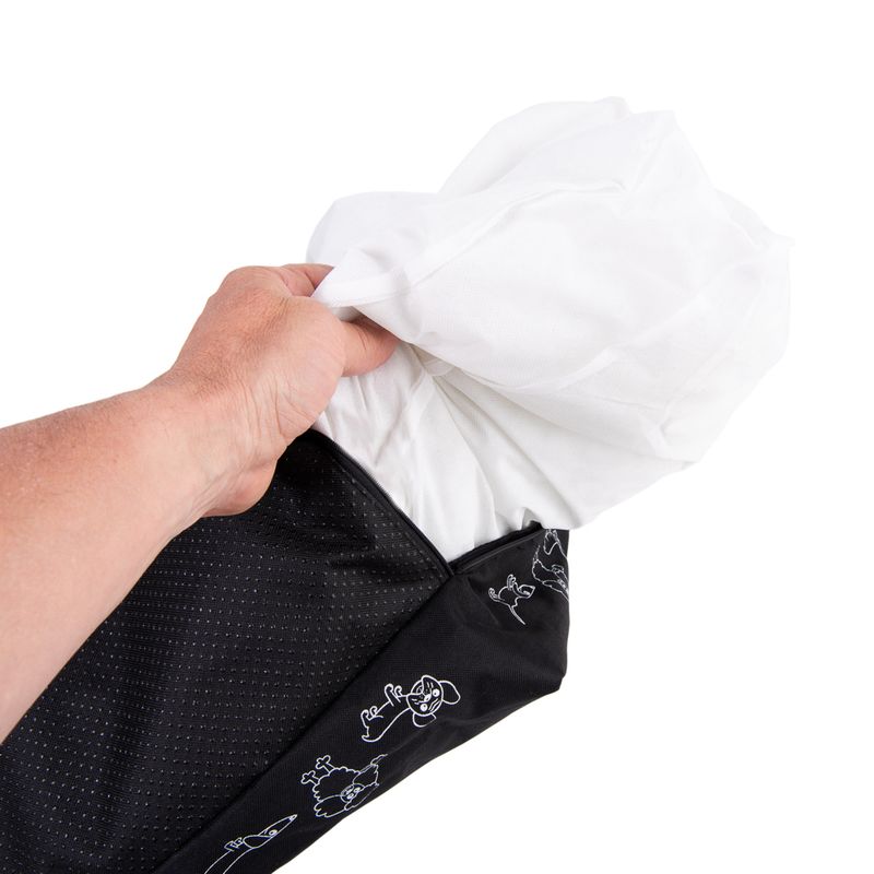 Silhouettes Black Dog Cushion Black: 90 x 60 x 8 cm (L x W x H)