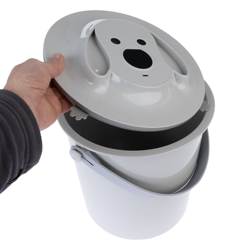 TIAKI Vacuum-Sealed Pet Food Container 13l