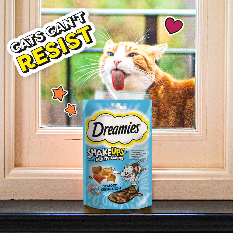 Dreamies ShakeUps with Multivitamins Snacks Rockin' Roost (55g)