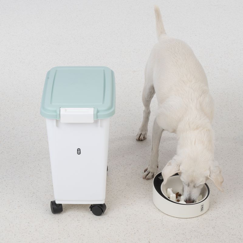 TIAKI Food Container 20 Litres