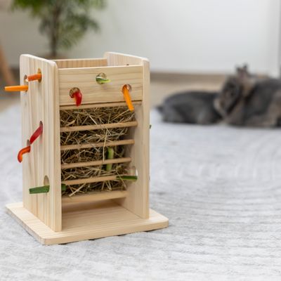 Kerbl Pet Hay and Vegetable Tower for Small Animals 24 x 24 x 30cm (L x W x H)
