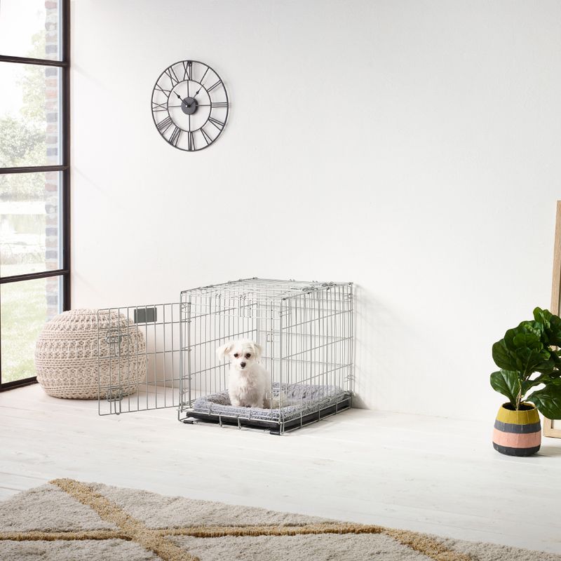 Savic Dog Residence with Cushion 91 x 61 x 71 cm (L x W x H)