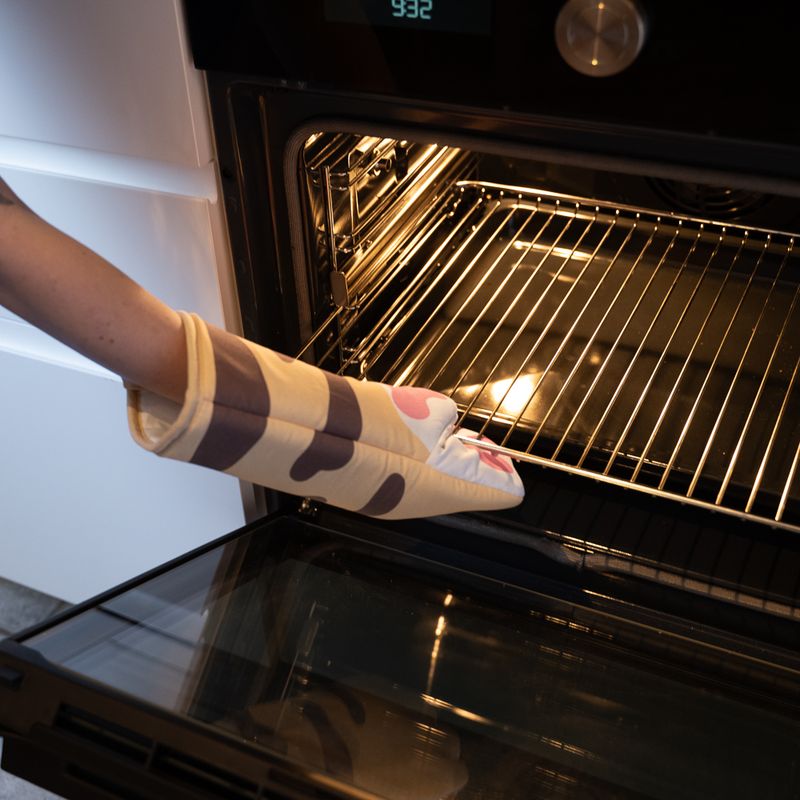 TIAKI Oven Glove approx. 31 x 15 cm (L x W)