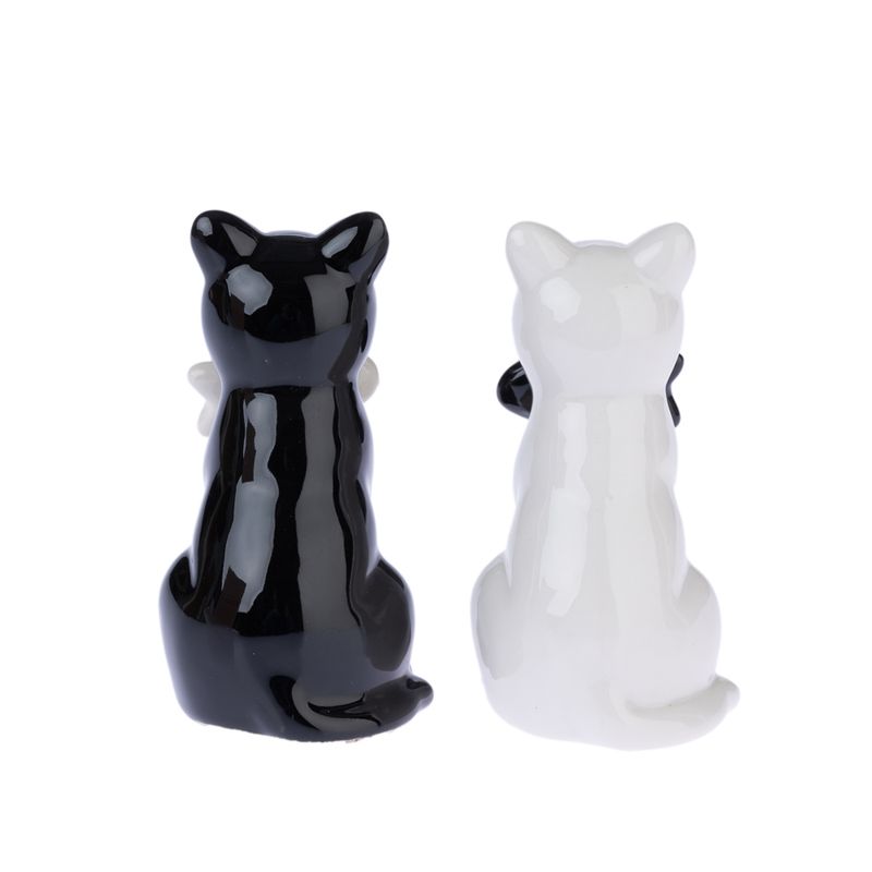 TIAKI Salt and Pepper Shaker Set \