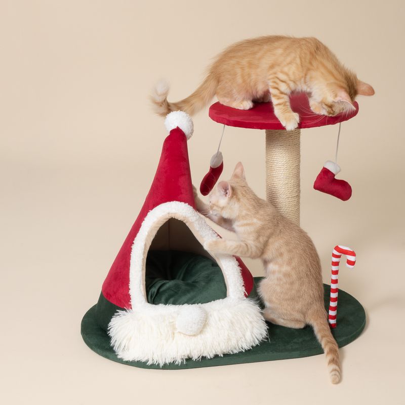 TIAKI Scratching Post with Christmas Teepee Red