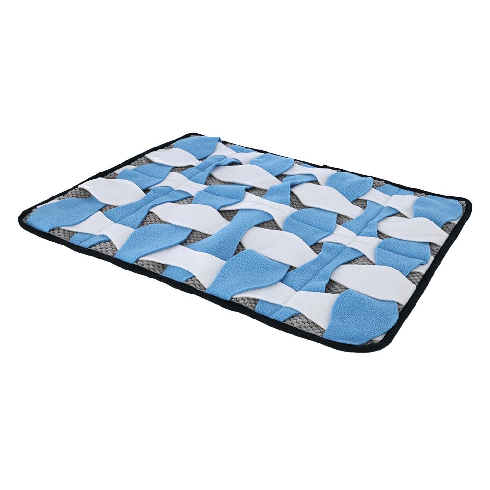Kerbl Pet Sniffing Carpet 60 x 44cm (L x W), blue/white