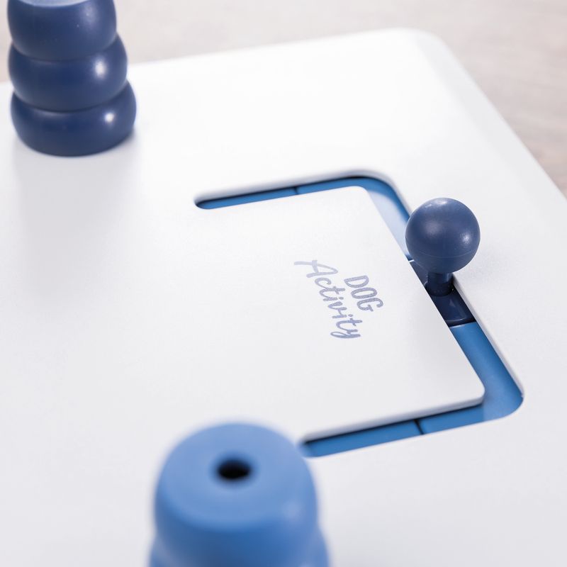 Trixie Dog Activity Move2Win Strategy Game 34 x 23 cm (L x W)