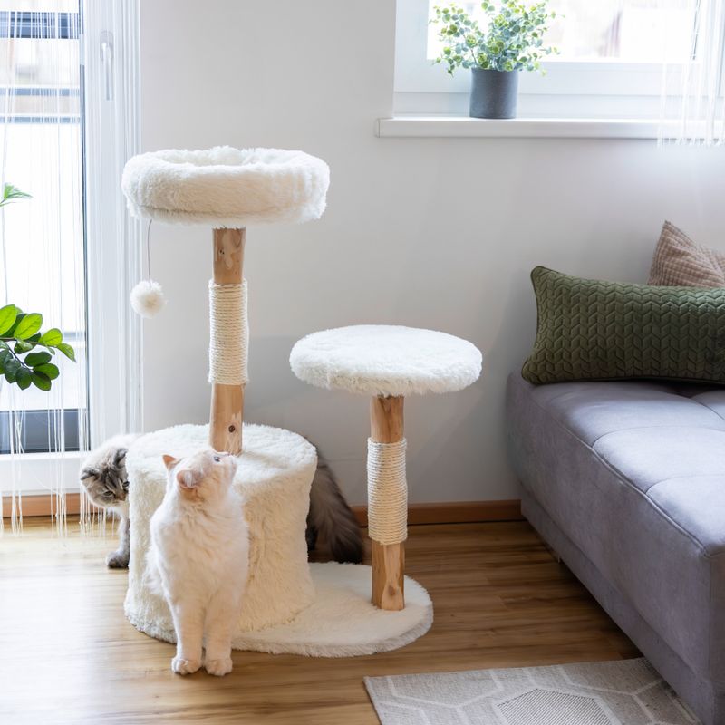 Kerbl Pet Scratching Post Lucia White