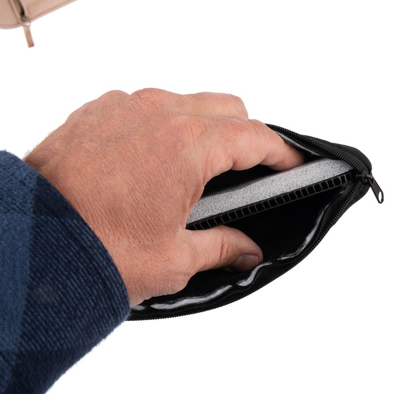 TIAKI Premium Carrying Bag Camello L 44.5 x W 28 x H 25.5 cm