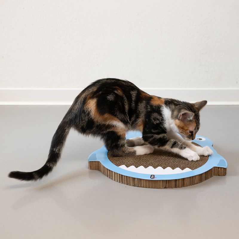 TIAKI Shark Jaws Scratching Furniture 35 x 37 x 2.5 cm (L x W x H)