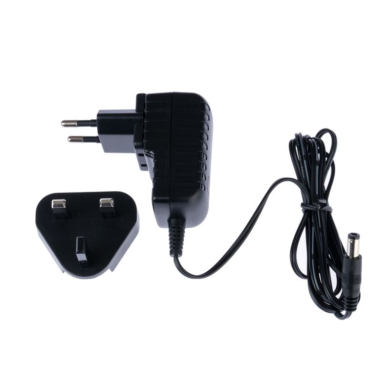 TIAKI Bola Heated Cat House 48 x 42 x 45cm (L x W x H)