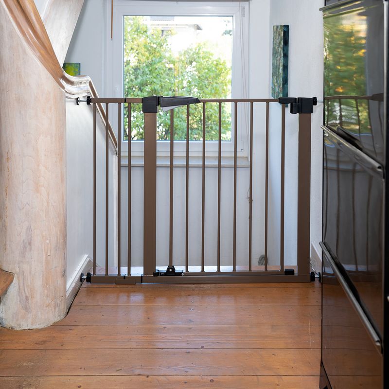 TIAKI Brown Dog Gate with Side Panel 78 x 77 - 103cm (H x W)