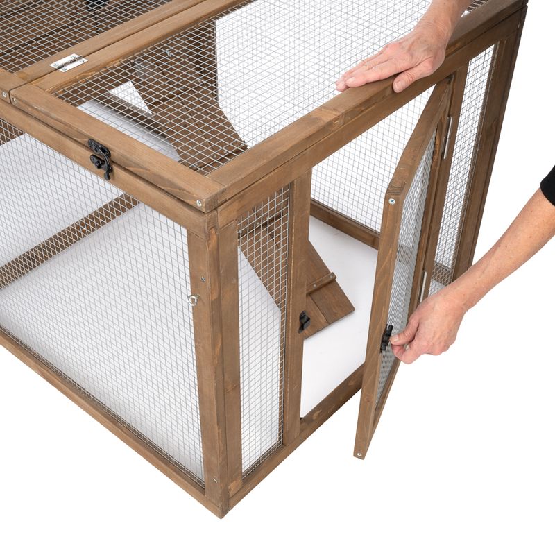 TIAKI Rabbit Hutch Attached Enclosure: 116 x 78 x 89.8 cm (L x W x H)