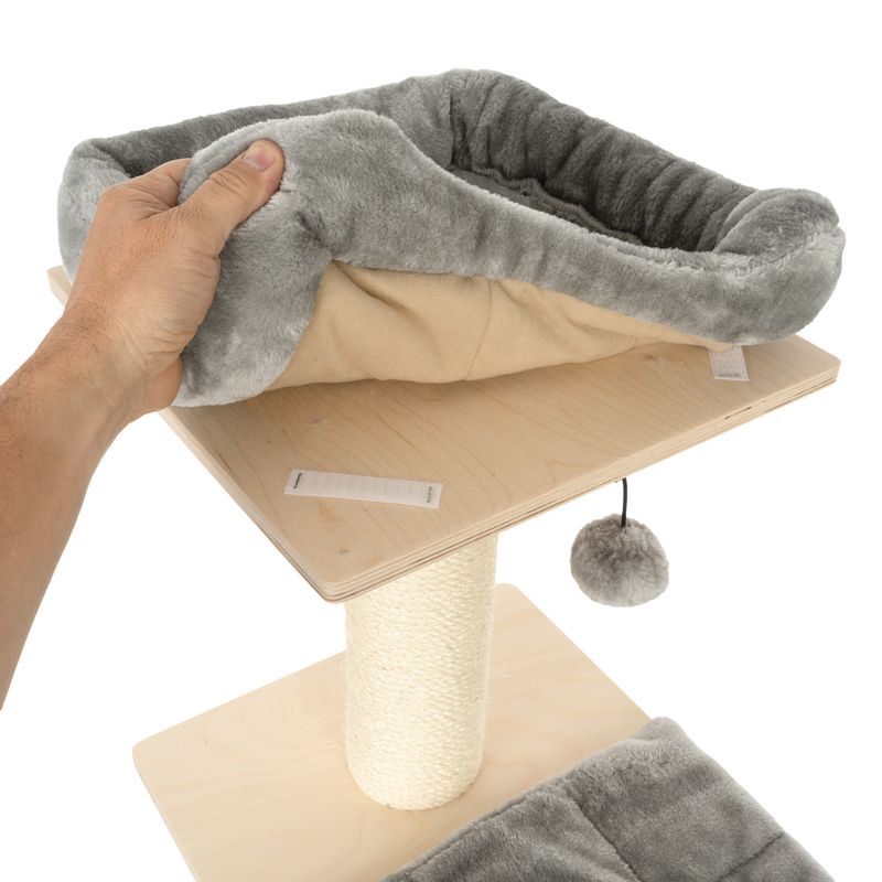 Natural Paradise Nolana Scratching Tree Cream