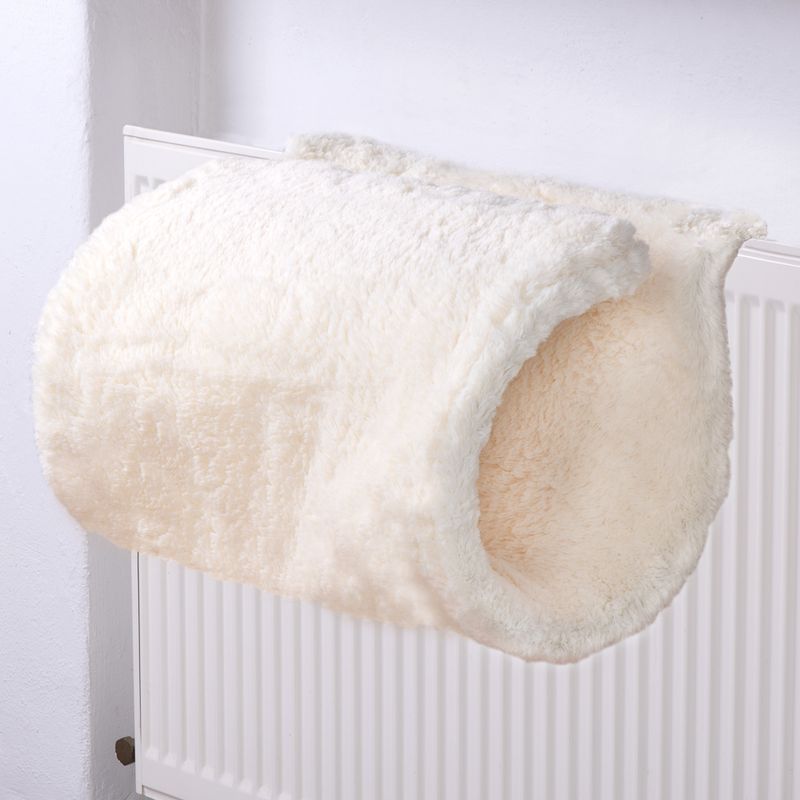 Luxus Radiator Cat Bed Cream